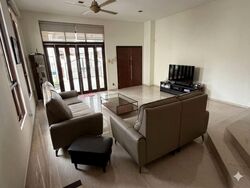 Phillips Avenue (D19), Semi-Detached #572313211